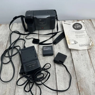 Sharp VL-E66 View Cam Camera Hi-Fi w/ Battery Pack & Charger for Parts Only - Image 1 of 4