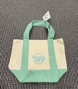 Limited Edition Trader Joe’s Green Tote Bag, Brandneu, Mit Etikett - Bild 1 von 2