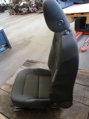 Fahrersitz (Neuteil) vorne links Stoff, 5Q4881105M - Bild 1 von 4