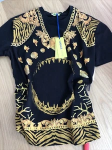 Versace Jeans Black And Gold T-Shirt Unisex New . TG S - Imagen 1 de 6
