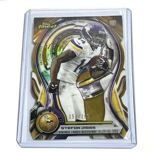 2015 troquelado Topps Finest Stefon Diggs novato atómico radiocontrol #ardc-sd 151/199 - Imagen 1 de 6