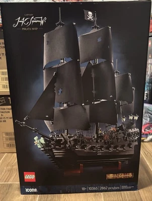 *in Hand Lego Jack Sparrows Pirate Set 10365 - Image 1 of 2