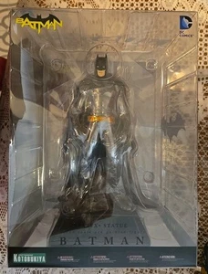 Kotobukiya Batman, Justice League, ArtFX+ Statue/Figure NEW IN BOX - Picture 1 of 6