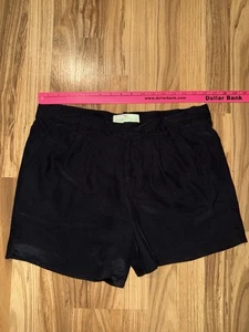 Amanda Uprichard Medium Brooklyn Black 100% Silk Shorts $152 Hem Out - Picture 1 of 8