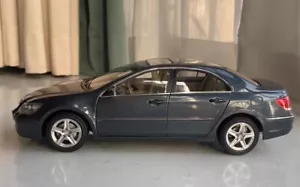 RARE!!!!! 1/18 Acura RL car model - Picture 1 of 5