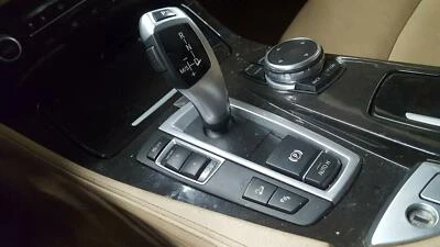 BMW 535i 2015 palanca de cambios automática 3,0 L Foto 1 de 2