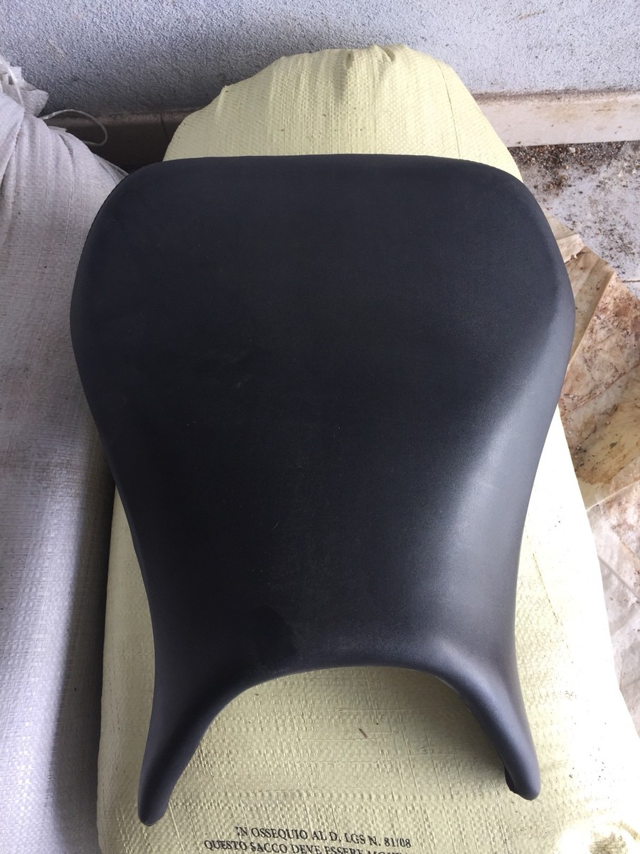 Sedile Passeggero Per Moto Con 8 Ventose - Per Chopper, Bobber E Cruiser (25.4x17.7cm) - Foto 7