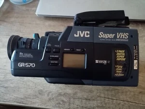 JVC Super VHS Comcorder GR-S70 mit großer Hama Tasche und viel Zubehör - Bild 1 von 10