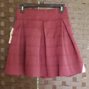 Eyeshadow Pleated Cranberry Mini Skirt Size Medium FAST FREE SHIPPING! - Picture 1 of 4