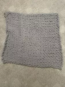 Chunky Yarn Blanket - Picture 1 of 1