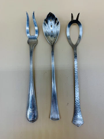 Lot of 3 Antique Sterling Silver Serving Pieces 1.650 Troy Oz Cover