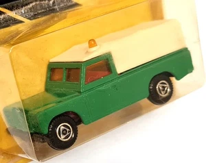 Efsi 1/63 - Land Rover Covered Pickup Green Diecast Scale model Car - Picture 1 of 4