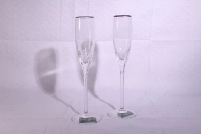 Lenox 水晶香槟长笛银色边缘优雅玻璃一对带贴纸 — 第 1/2 张图片