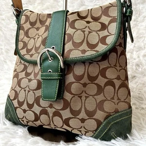 COACH Shoulder Bag Soho Beige Canvas Green Leather Women's USED FROM JAPAN - Imagen 1 de 17