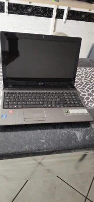 Notebook Acer aspire 5560 - Immagine 1 di 4