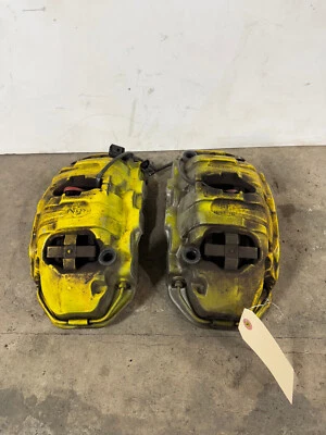 11-18 PINZA DELANTERA IZQUIERDA DERECHA PORSCHE CAYENNE S AMARILLA 7PP615123 OEM Foto 1 de 4