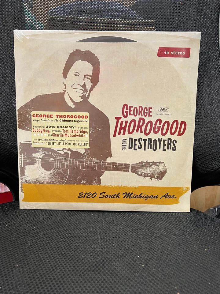 2120 South Michigan Ave Foto 1 de 2