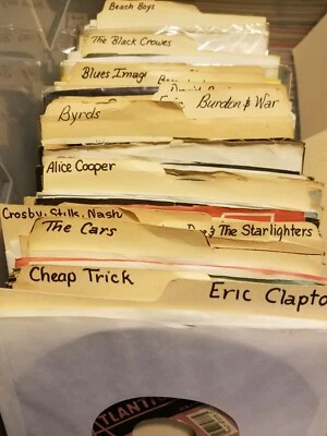 20 random 45s Vinyl records: 45rpm 7" Vinyl 4 Jukebox Some Rock Pop Country Soul - Image 1 of 4