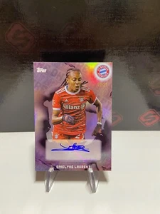 Topps Emelyne Laurent /25 FC Bayern München Team Set Frauen Auto Numberd 22/23 - Picture 1 of 2