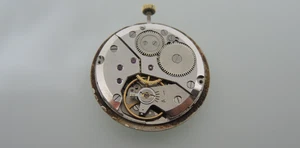 Uhrwerk Peseux 7000 + Zifferblatt Maurice Guerdat, movement + dial - Picture 1 of 6