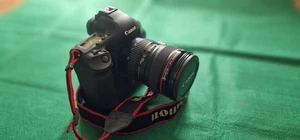 Canon EOS-1 DS Mark III 21.1MP With Canon F/4.0L And Speedlite 430EX II Flashgun - Picture 1 of 22