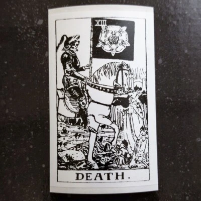 ♆ Pegatina de vinilo impermeable Tarot de la Muerte 4 x 2,5" [💪 ¡Durabilidad HQ!] Calcomanía mágica Foto 1 de 4