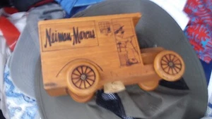 Vintage 1979 Toystalgia Wood Toy Truck Bank Nieman Marcus Advertising Souvenir - Picture 1 of 7