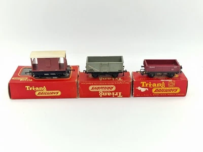 3x Triang Railway Wagons - R16 Brake Van, R10 & R113 Goods Vans - Image 1 of 4