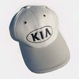 Gorra de béisbol KIA AUTO STITCH LOGOTIPO OVALADO CEPILLO ALGODÓN LT GRIS Latón Hebilla Trasera - Imagen 1 de 10