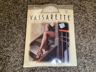 Pantimedias Vassarette funky red, color marfil, talla: largas Foto 1 de 4