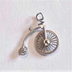 Bicycle penny farthing charm, pendant, fob, 2.5cm, Ordinary bicycle c60 / 70s - Picture 1 of 2