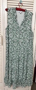 WITCHERY Green Floral Pullover Dress Size 16 - Picture 1 of 3