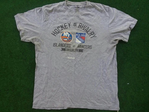 Nhl Rivalry Islanders Vs Rangers Reebok Men's Short Sleeve Tee Size Large Cover