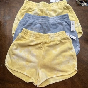 Lot of 3 pairs of NWT Gap Kids Elastic Waist Shorts, Girls size M (8) - Picture 1 of 10