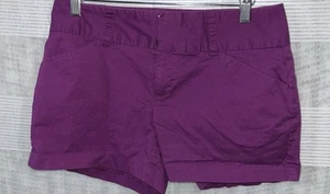 DAISY FUENTES "COZY CHIC" WOMENS 4 STRETCH COTTON SKINNY MID RISE SHORTS - Picture 1 of 3