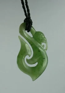 Gancho de maná para tallar jade maorí Nueva Zelanda - Imagen 1 de 3
