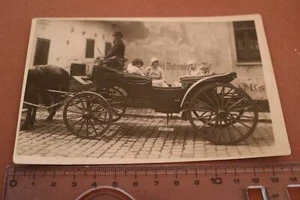 tolles altes Foto - Pferdkutsche mit Personen - Ort ??? 1910-20 ??? - Picture 1 of 4