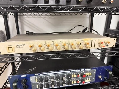 -- RAR -- Vintage Tascam M-1 Mk2 MKII Line Mixer/Summing Mixer - Bild 1 von 4