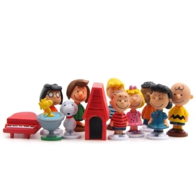12 Stk Snoopy Die Peanuts Figuren Sammlung Charlie Brown Linus Comic Serie Doll - Bild 1 von 4