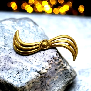 Monet Vintage Bar Brooch Pin Gold Tone Modernist Bow Filigree Open Work - Picture 1 of 6