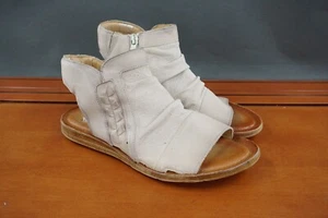 Miz Mooz Linen Flaire Scrunch Sandal Womens 40 / 9.5 Brown Leather Flat Open Toe - Picture 1 of 10