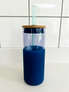 Anthropologie Glass Smoothie Tumbler with Glass Straw. Blue/Bamboo Lid. RRP £22 - Picture 1 of 4