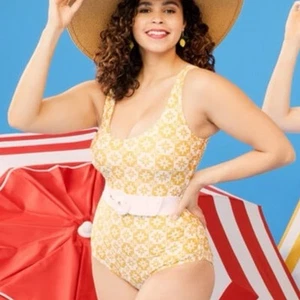 Nuevo sin etiquetas Traje de baño elegante Mod Cloth The Haley para mujer 2X floral batik de una pieza con cinturón - Imagen 1 de 7