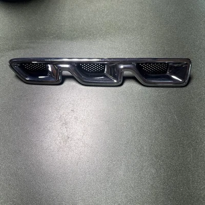 2008 Buick Lucerne LH Left Hand Driver Side Fender Three Port Hole Vent - Image 1 of 4