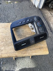2001-2005 Honda Civic Radio A/C Heater Climate Controls Bezel Trim Panel OEM - Picture 1 of 4
