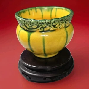 Antique Japanese porcelain Awaji Miniature Pot 3" - Picture 1 of 9