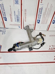 OEM 2007-2012 Hyundai Veracruz Ignition Switch W KEY - Picture 1 of 10
