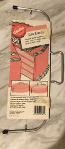 Wilton Cake Leveler Metal/Wire Baking Tool Original Package Preowned Vintage