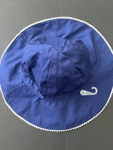 NWT Girl 2T-3T Gymboree BLUE SAFARI Cotton Blue/White Sun/Beach HAT & Chin Strap - Picture 1 of 3