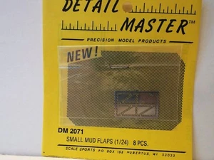 DETAIL MASTER DM-2071 1:24-25 SCALE SMALL MUD FLAPS CAR 8-PCS SET MOC (KS146) - Picture 1 of 1